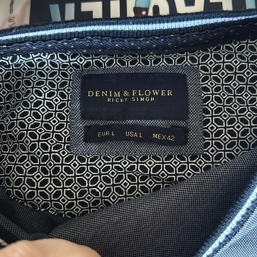 Denim & Flower Blue Ringer Tee - Large - Picture 4 of 5